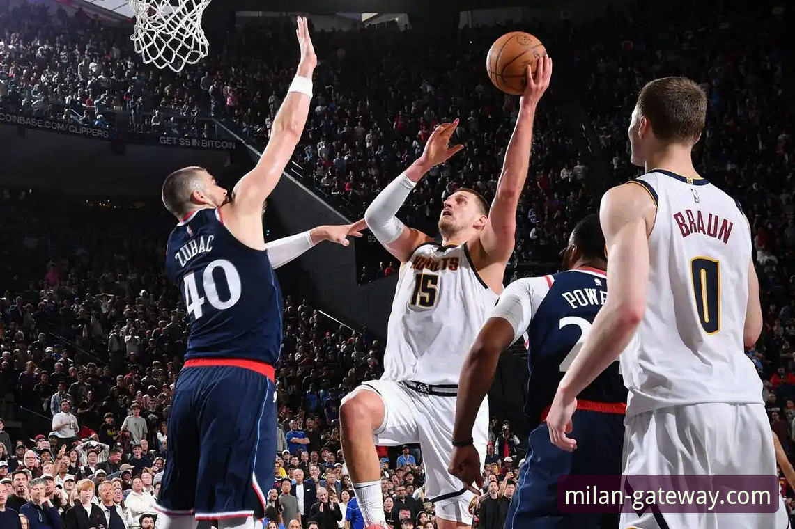 从快船鹈鹕之战看球星复出与团队韧性：一次深度观赛后的思考